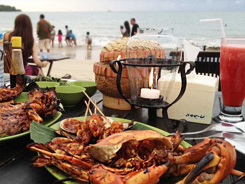 Uluwatu Sunset and Kecak Tour